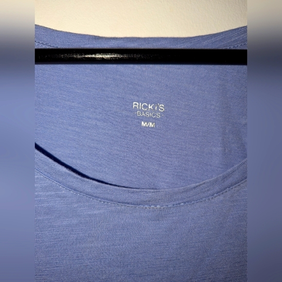 Basic Tee - Super Comfortable - Picture 2 of 3
